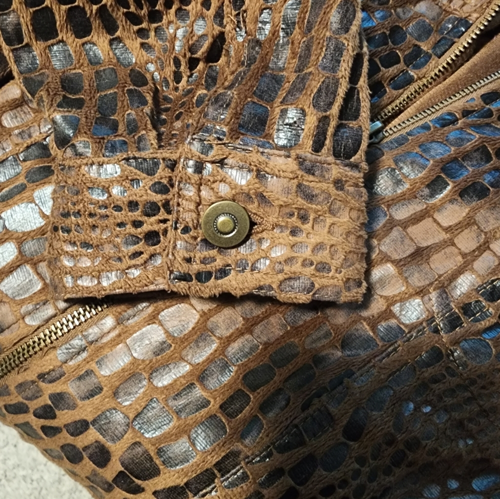 Ruby Rd. Large Petite Animal Print Jacket. - Picture 4 of 6